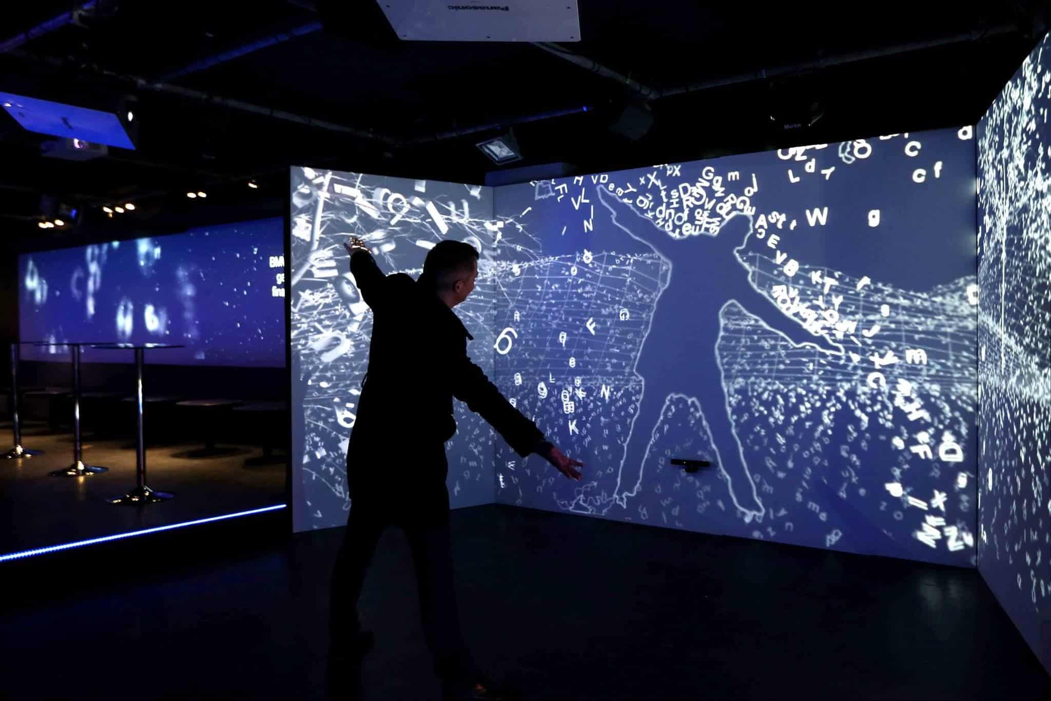 Projection Mapping Walls