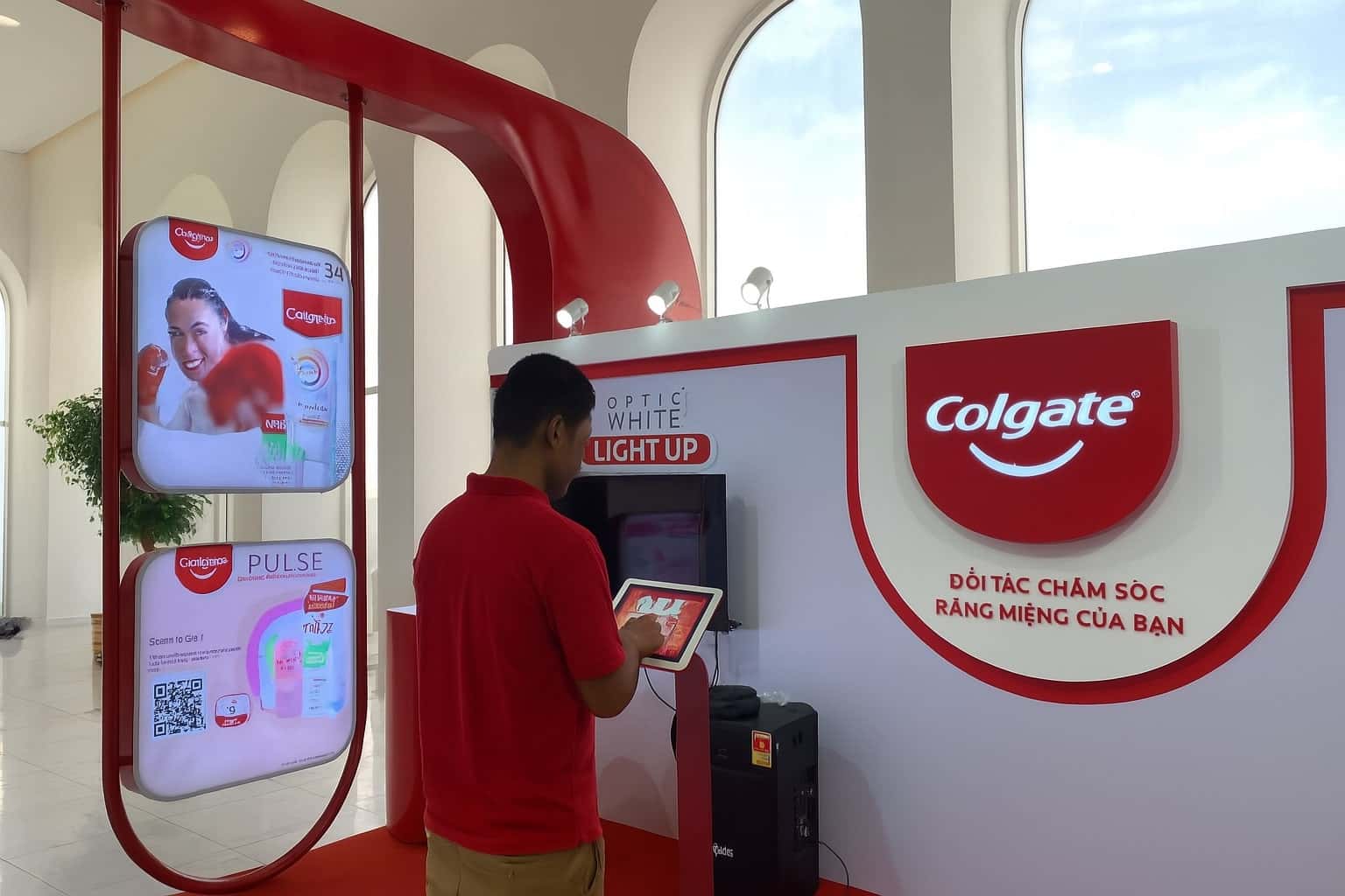 http://Colgate%20Tradeshow