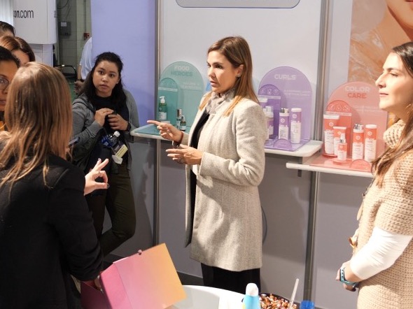 Influencer-Led Live Demo​